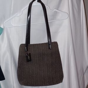 Stone Mountain crochet shoulder bag, 12x11x4